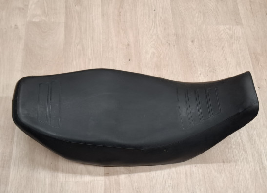 Zadel Yamaha XJ 600 F