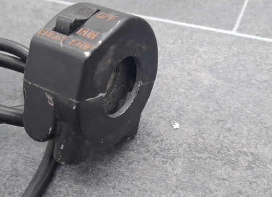 Handlebar switch assy right Suzuki GT 250