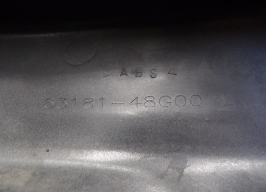 Cowl left small Suzuki M 1800 Intruder