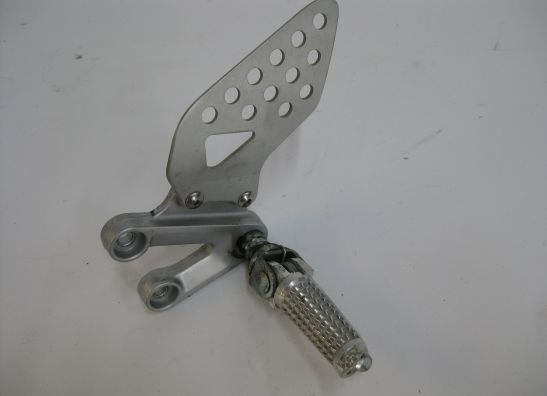 Main step holder left Suzuki GSX R 1000