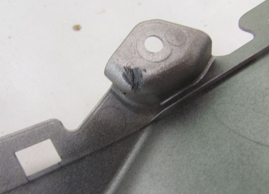 Cowl left rear Suzuki GSX R 1000