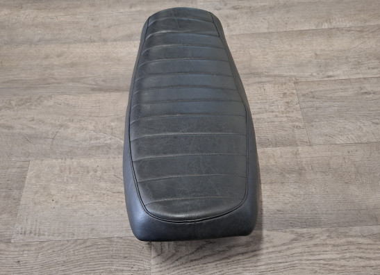 Seat Kawasaki GPZ 550