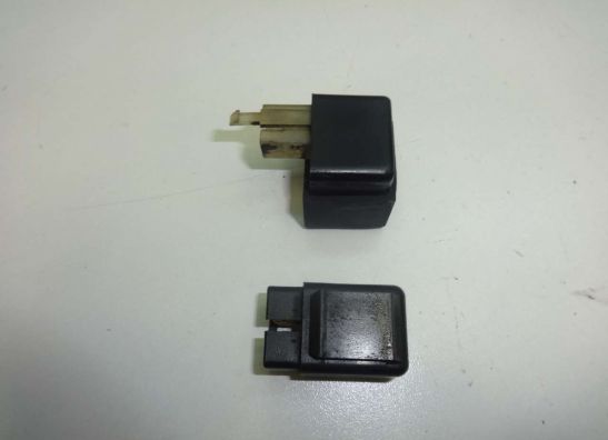 Relay Suzuki GSX F 1100