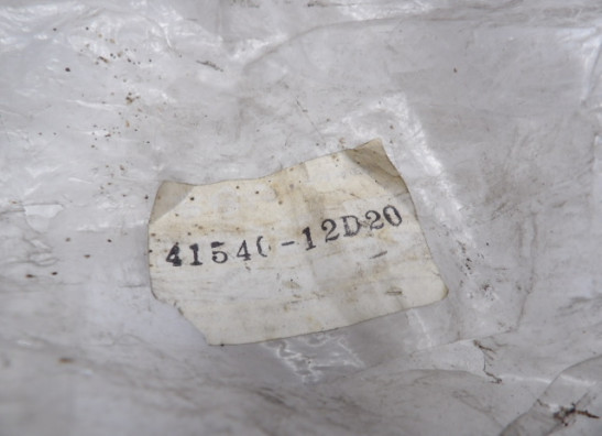 Batterie befestigung Suzuki DR 650