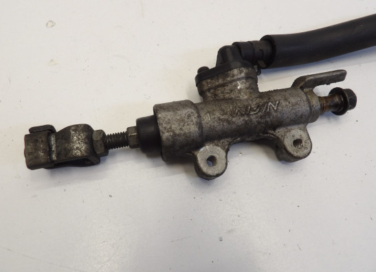 Rempomp achter Honda Deauville 650 - 700