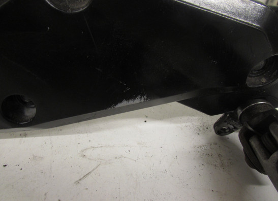 Fussrastetrager vorne rechts Kawasaki GPZ 1100