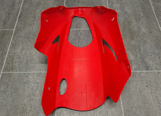 Cowl under Triumph 675 Street Triple R