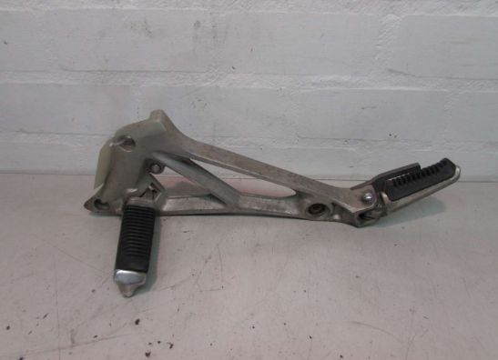 Main step holder left Suzuki GS 550 ES