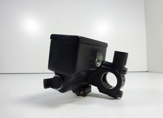 Front brake master cylinder  Suzuki SFV 650 Gladius