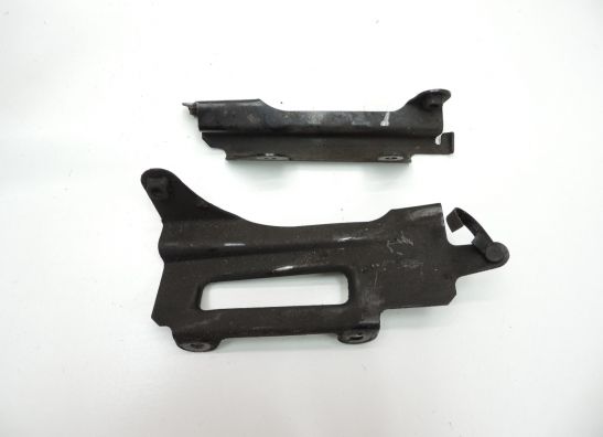 Cowl under Kawasaki ER 6