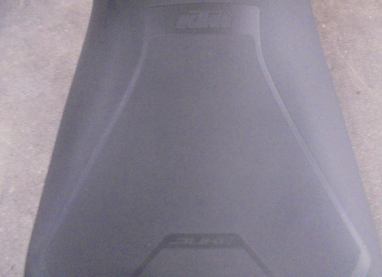 Zadel KTM 390 Duke