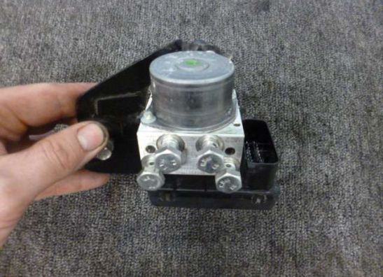 ABS pump KTM 390 Duke