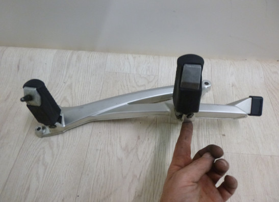 Fussrastetrager vorne links BMW K 1200 GT