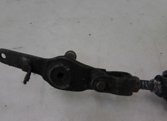 Rempomp achter Honda VFR 750