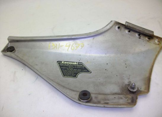 Cowl left small Kawasaki GPZ 1100