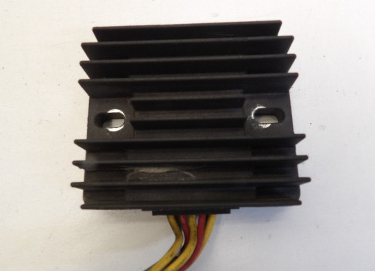 Regulator rectifier  Honda CBR Fireblade