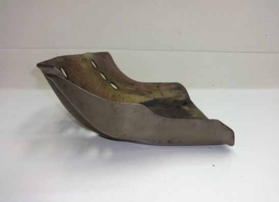 Onderkuip Aprilia Pegaso