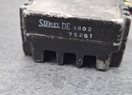 Spanningsregelaar Yamaha XS 400