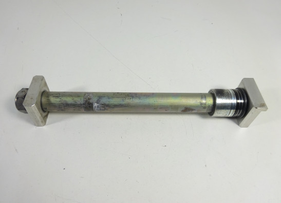 Rear axle Yamaha FZ8