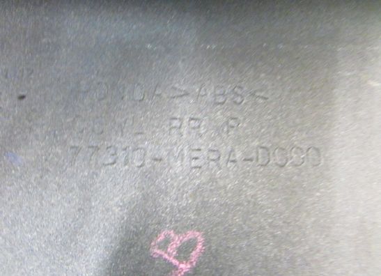 Rechter achterkant Honda CBF 600