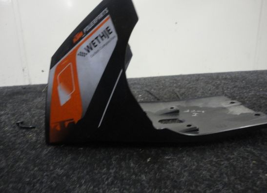 V bak voor KTM 200 Duke