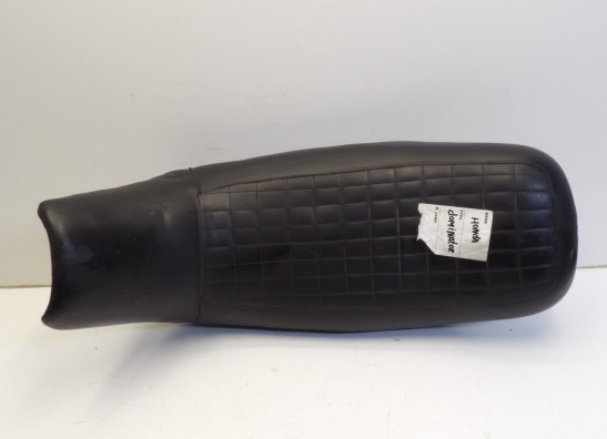 Zadel Honda NX 650 Dominator