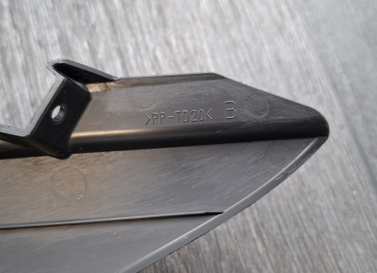 Koplampomlijsting Yamaha MT 09