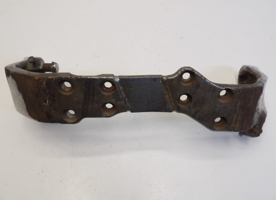 Fussrastentrager Suzuki VS 800 Intruder