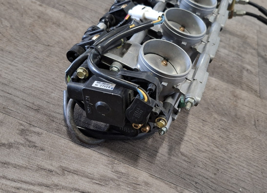 Throttle body Suzuki GSX R 1000