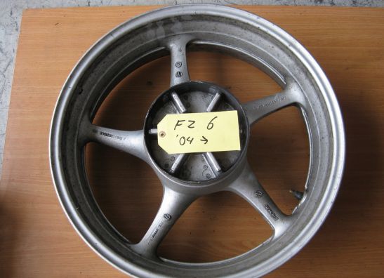 Rear wheel Yamaha FZ6