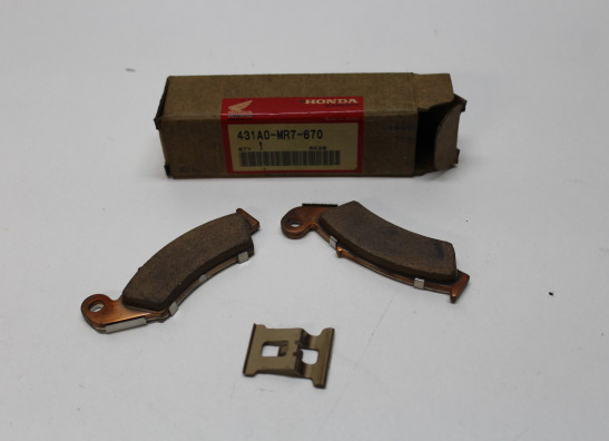 Bremsbeläge hinten Honda VFR 750 R - RC30
