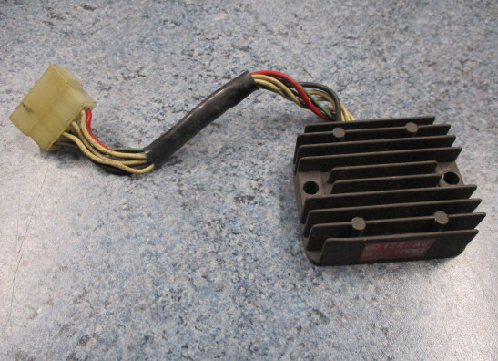 Regler Gleichrichter Yamaha YX 600 Radian