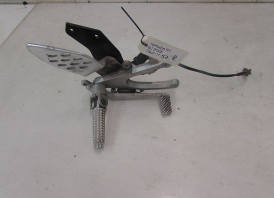 Main step holder right Yamaha YZF R1