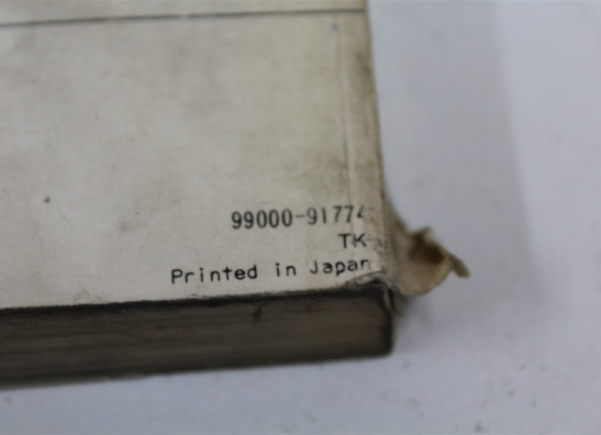Parts book Suzuki GT 250