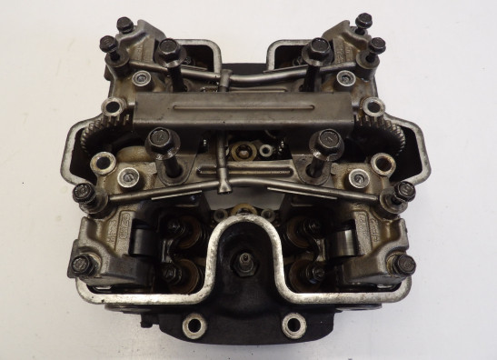 Cylinder head Honda VF 700  750 C Magna
