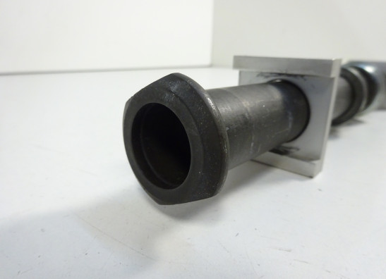 Rear axle Yamaha FAZER 1000