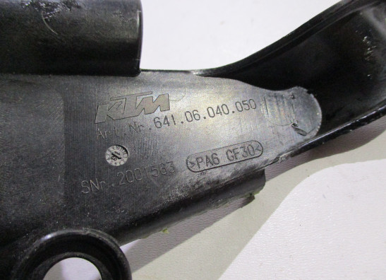 Linker luchtbuis KTM 790 Duke