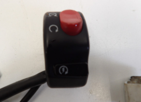 Handlebar switch assy right Triumph T509 Speed Triple