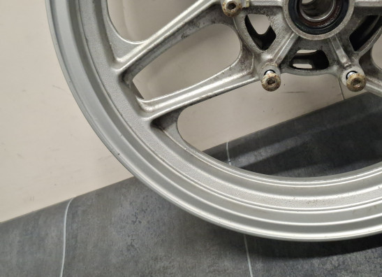 Voorvelg Triumph Trident 900