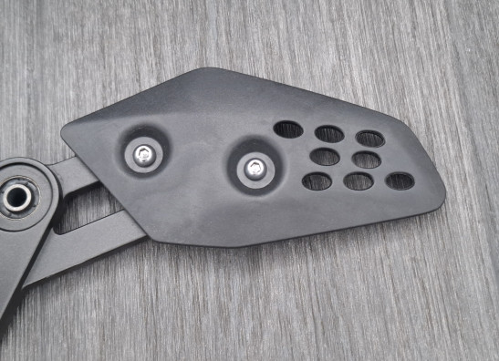 Schetsplaat links Yamaha Tracer 7