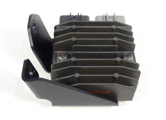 Regulator rectifier  Triumph Street Triple 675