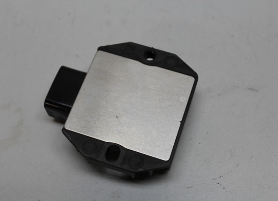 Spanningsregelaar KTM 1290 Super duke