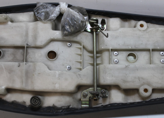 Zadel Yamaha FZR 1000