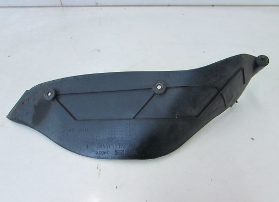 Cowl left inner Suzuki GSX F 750