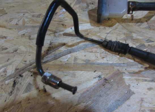 Rempomp achter Suzuki GSF 650 Bandit