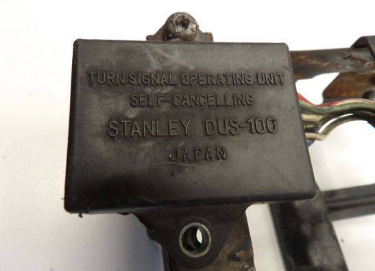 Batterie befestigung Kawasaki ZEPHYR 550