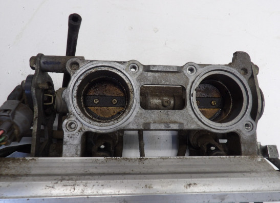 Gasklephuis Honda VFR 800 I