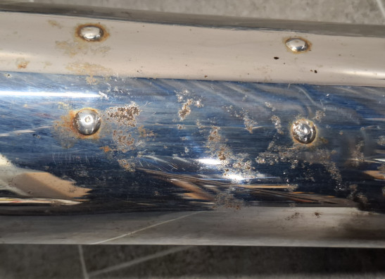 Uitlaat Triumph Trident 900