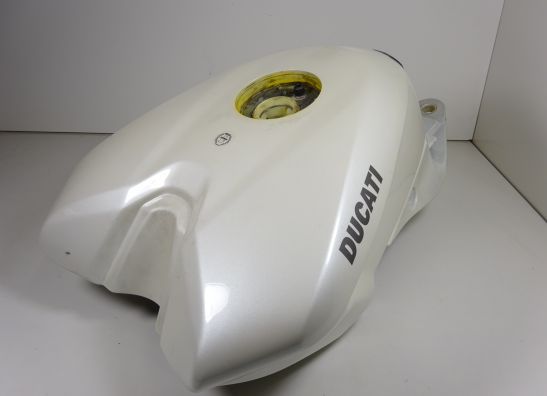 Tank Ducati 848