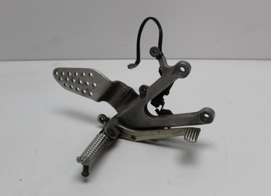 Main step holder right Yamaha YZF R1